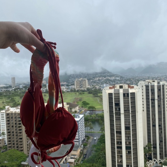 NEW WITH TAGS SAN LORENZO BIKINI BOUGHT IN WAIKIKI HAWAII. - Picture 4 of 4